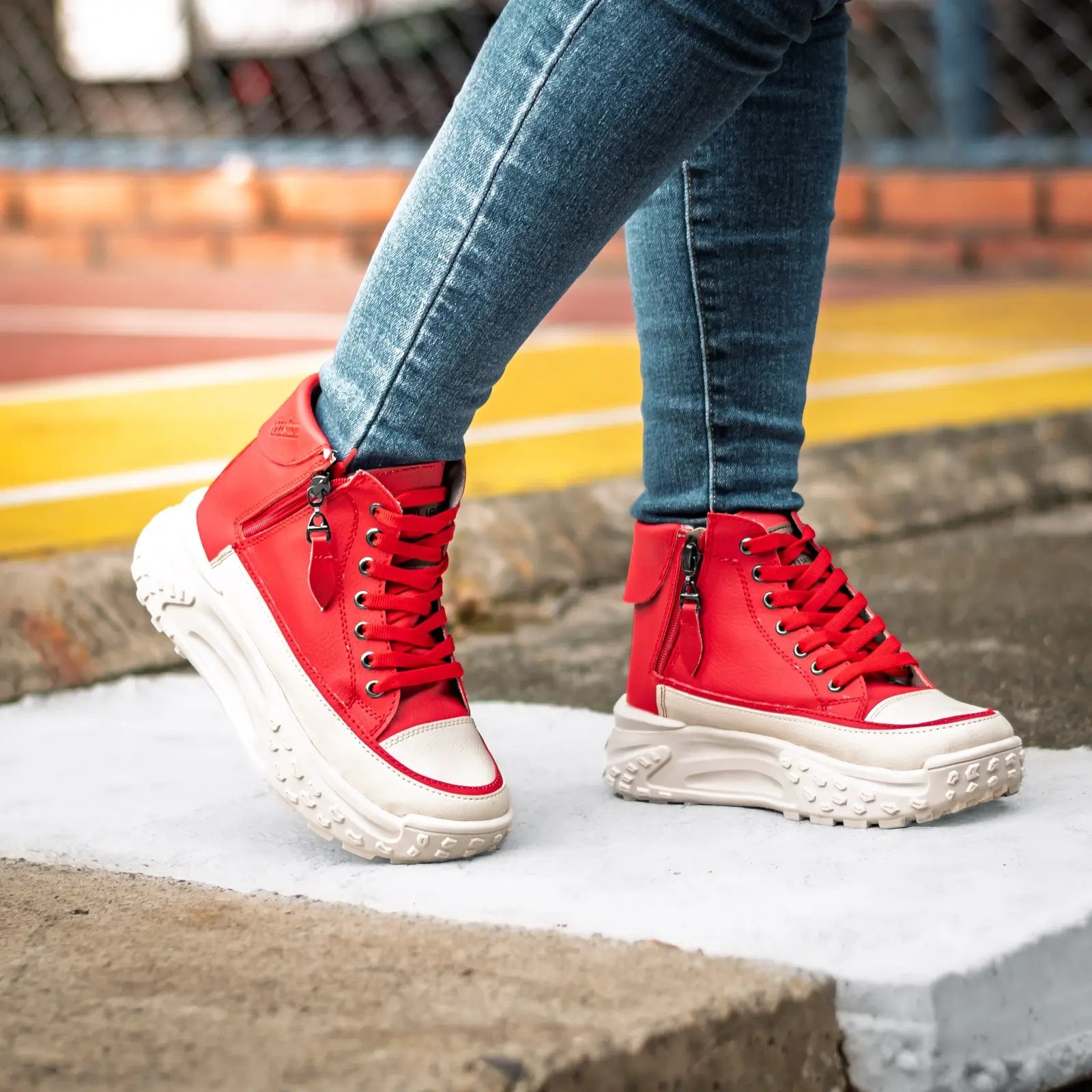 OU XING URBAN Domina el Asfalto con Actitud